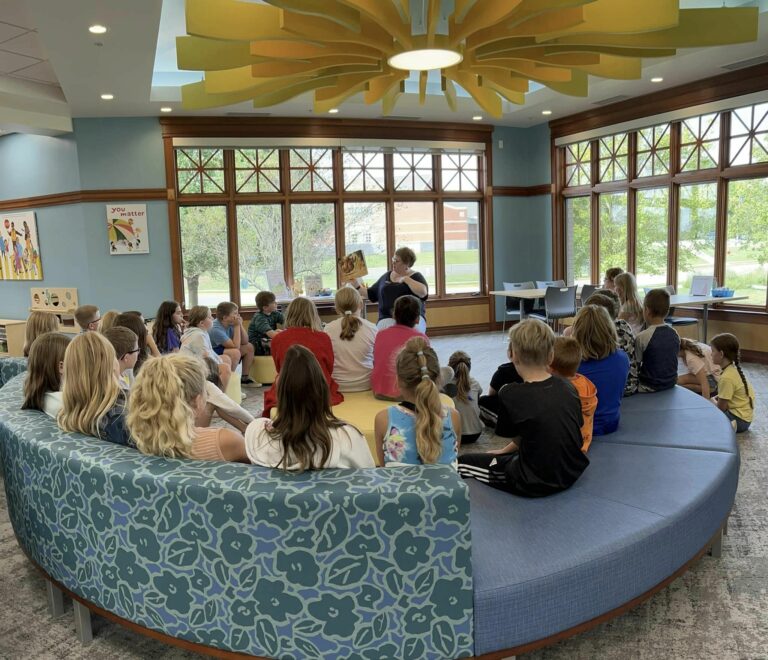 4th grade library field trip